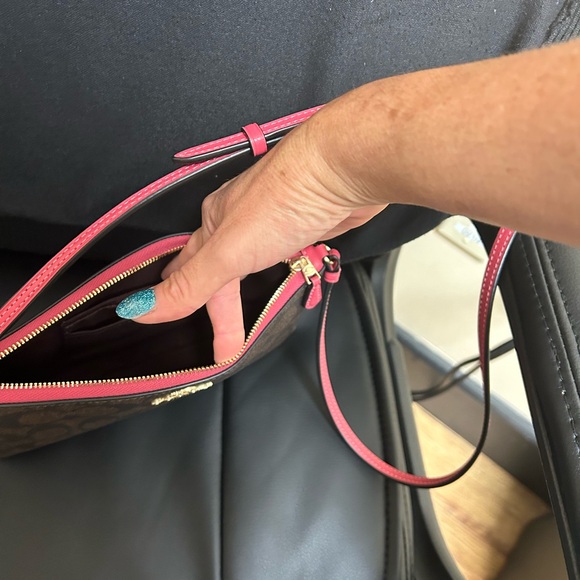 Brown and pink - Picture 3 of 5